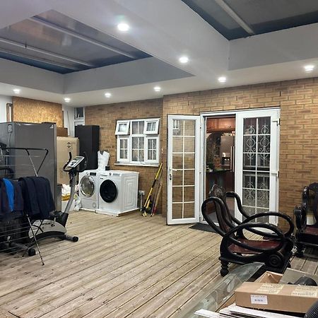 Tran Homestay Londra Esterno foto